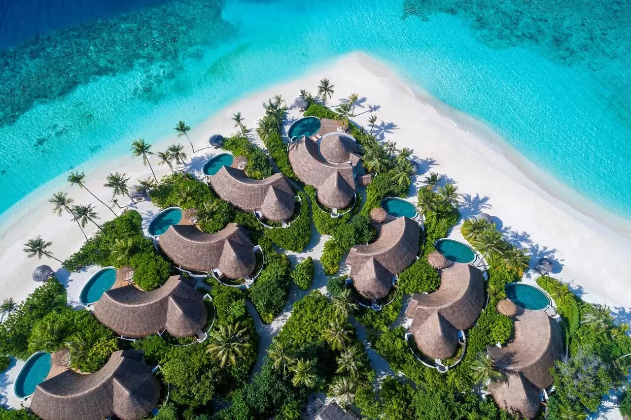 Scuba Diving & Snorkeling in Baa Atoll